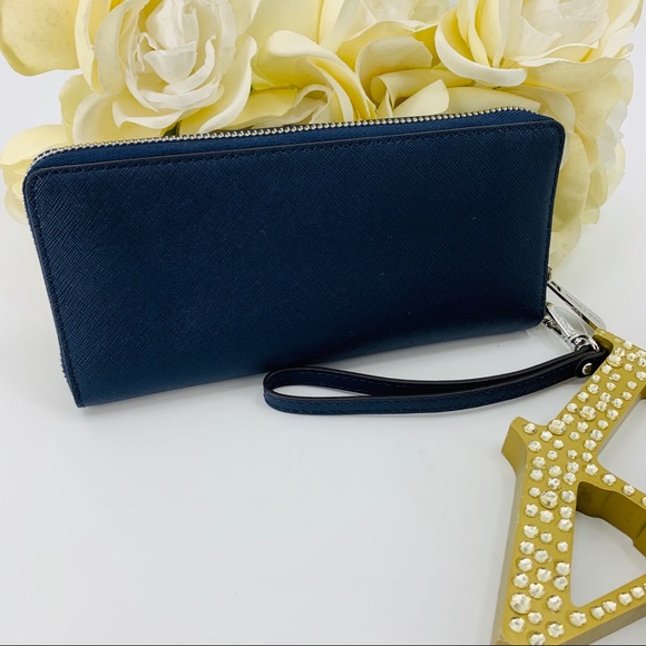 Michael Kors Jet Set Leather Floral Wallet - Picture 5 of 7